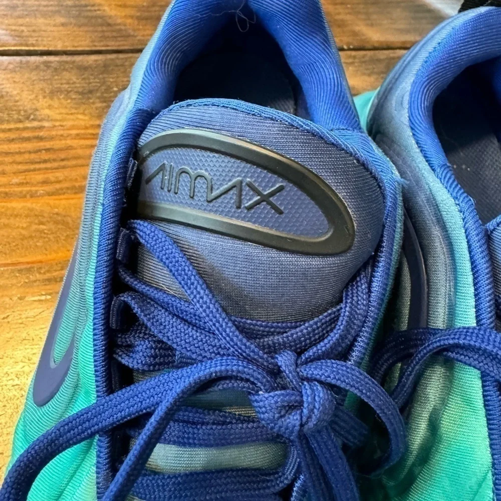 Nike AirMax 720. youth 4.5. Blues/green